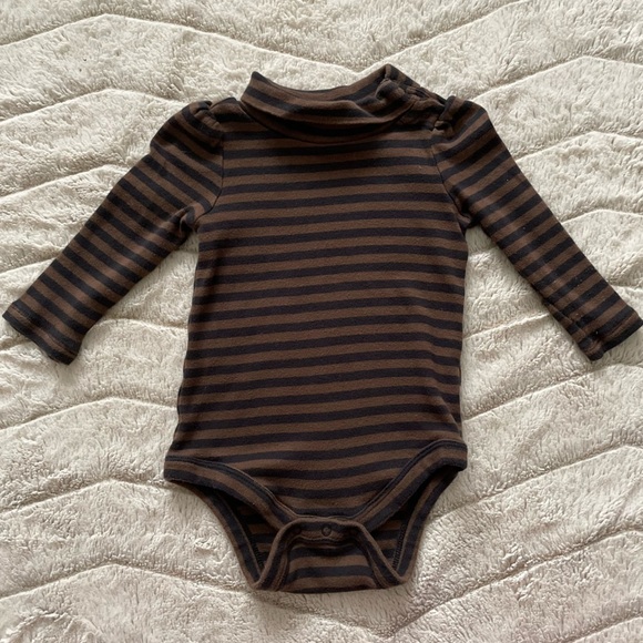 KIDS: Baby Gap Striped Turtleneck Long-sleeve Onesie - Picture 3 of 5